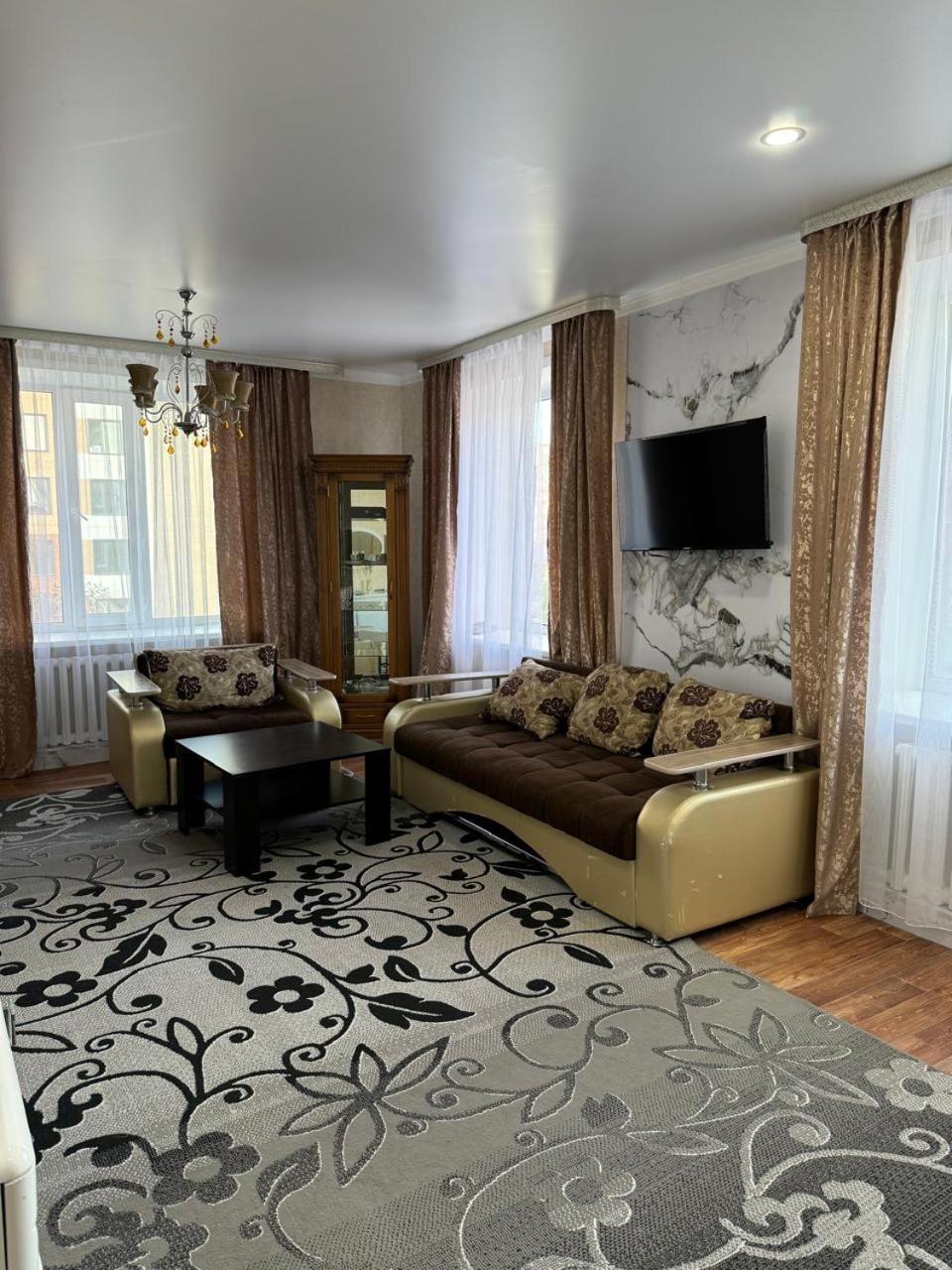The Grand Hotel Семей Екстер'єр фото