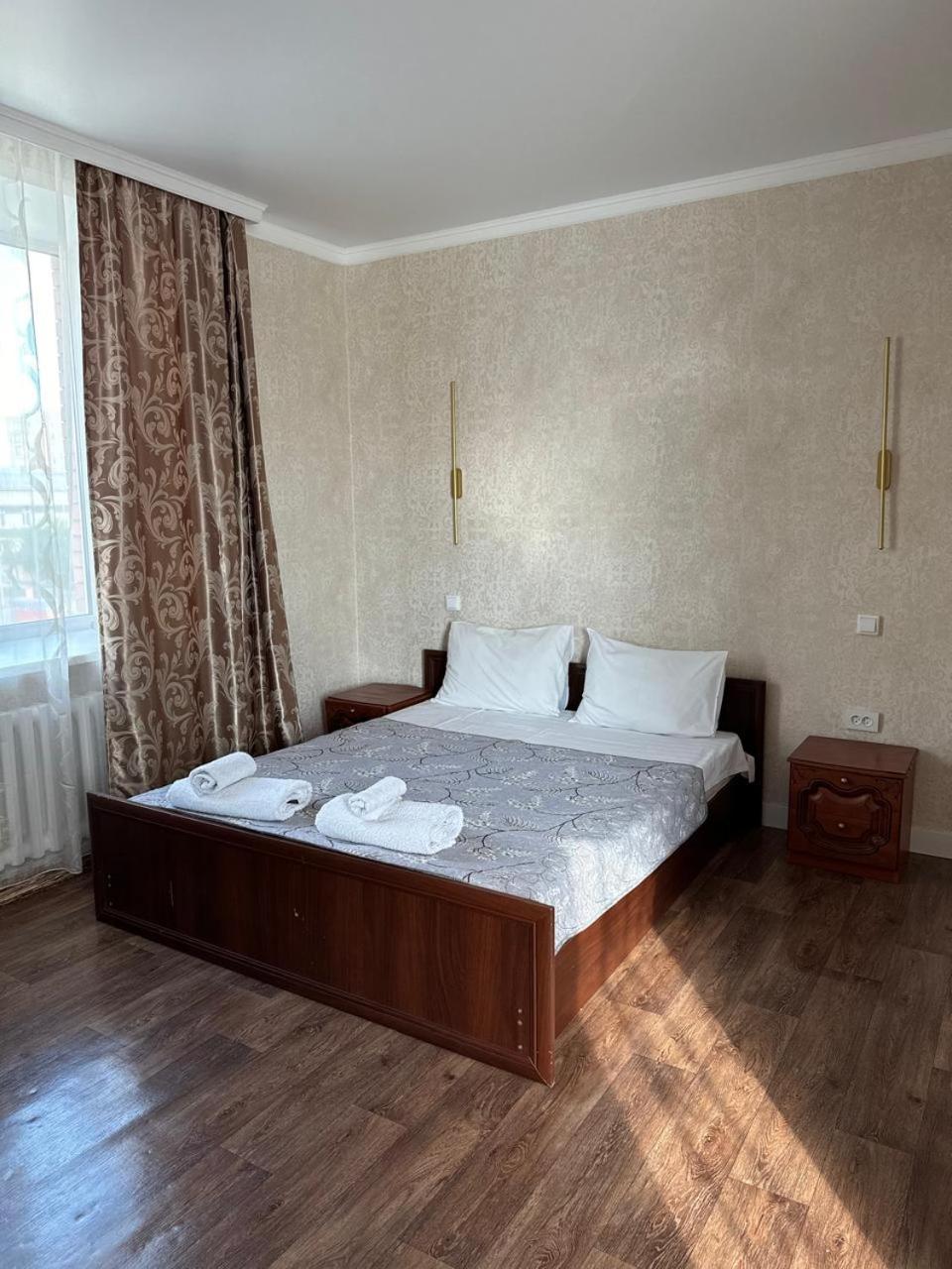 The Grand Hotel Семей Екстер'єр фото